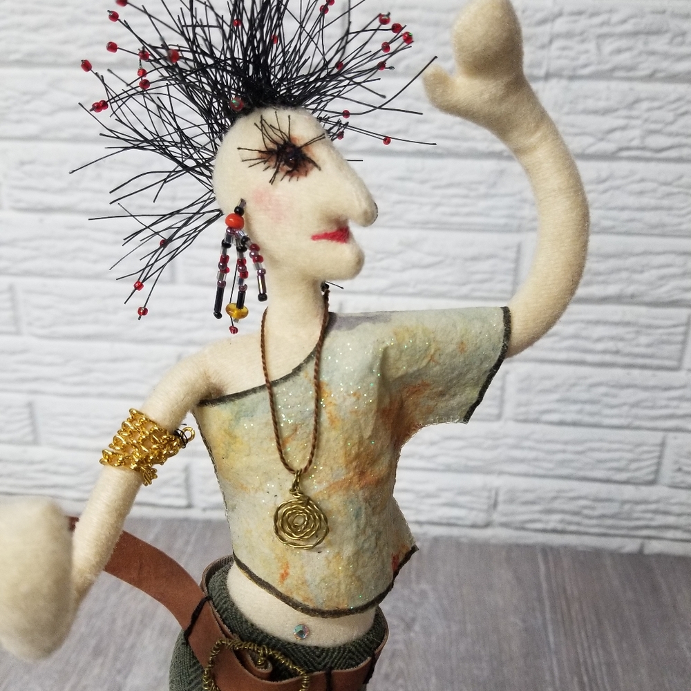 Punk Rocker Art decor doll - Picture 10 of 16